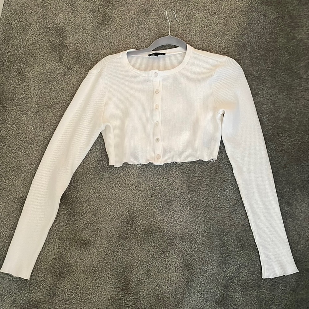 H:ours White Crop Top